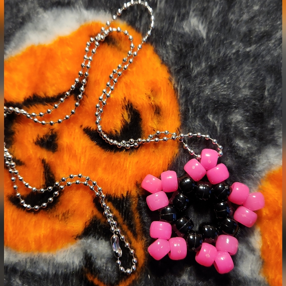 Neon star necklace